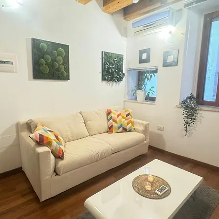 Deluxe Centro Storico Apartment Cagliari